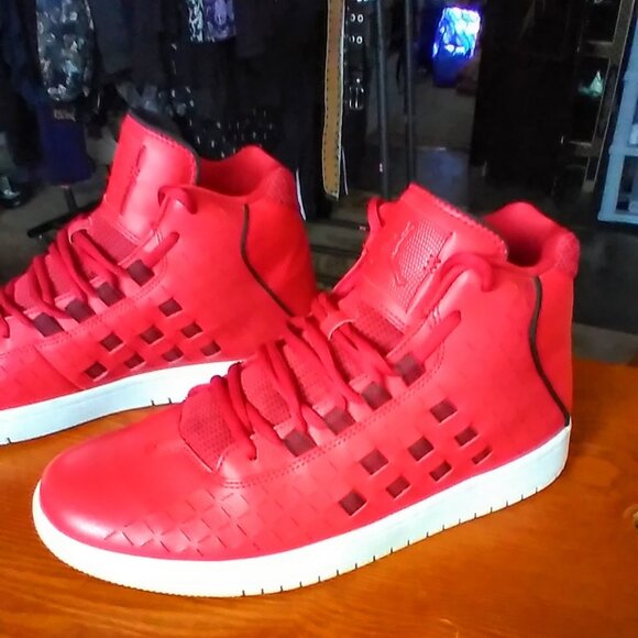 Nike Air Jordan Illusion Gym Red/Black MENS CLASSIC BASKETBALL SNEAKER Size 9.5 - Picture 2 of 13